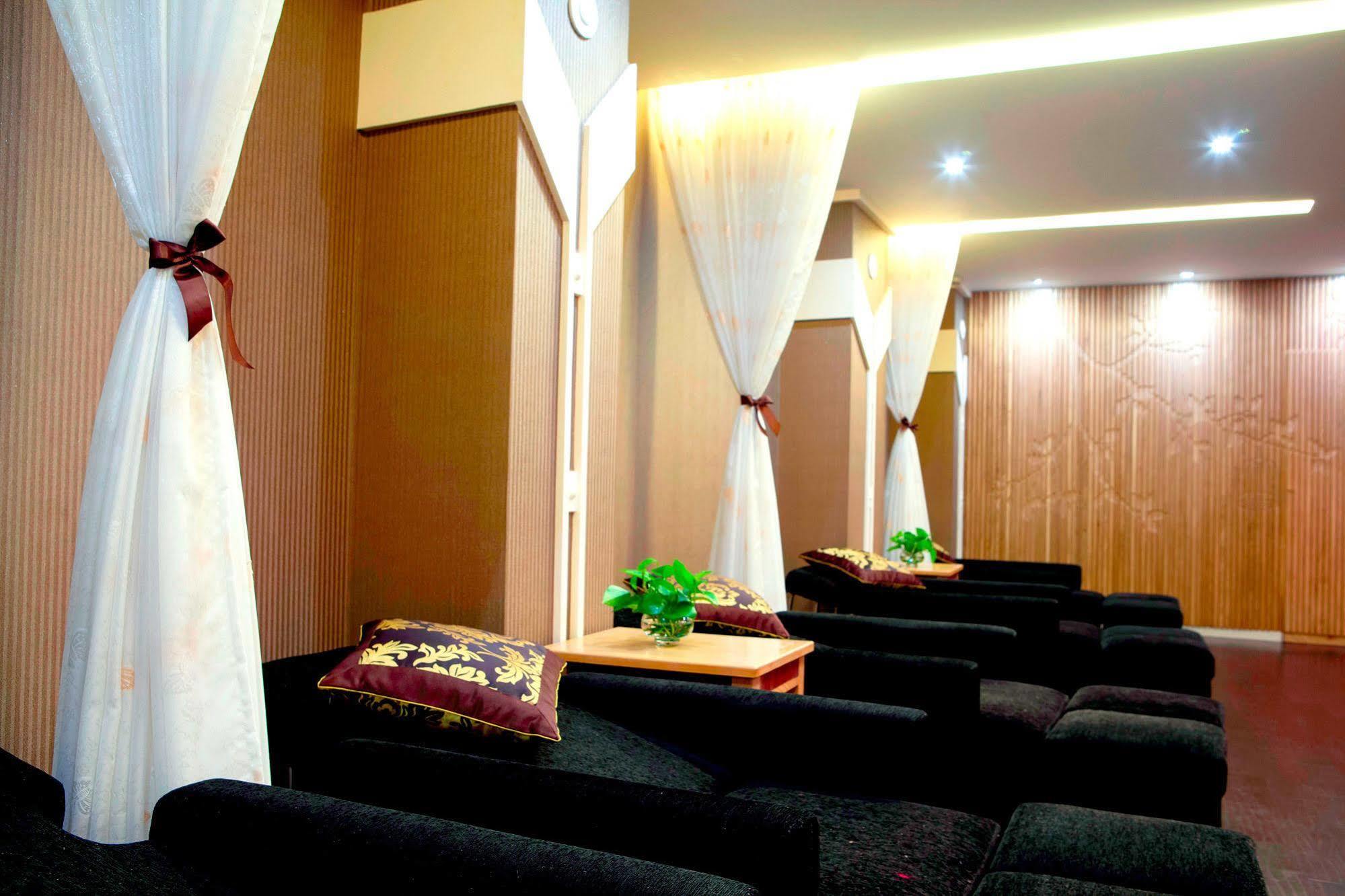 Hai Long Hotel Cat Ba Dong Khe Sau Kültér fotó